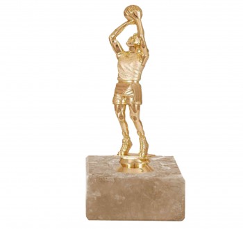 Soška basketbal muž F011 zlato
