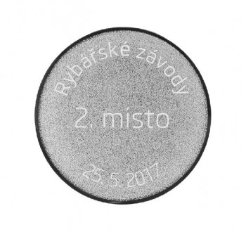 Emblém kovový s rytím 50 mm stříbro